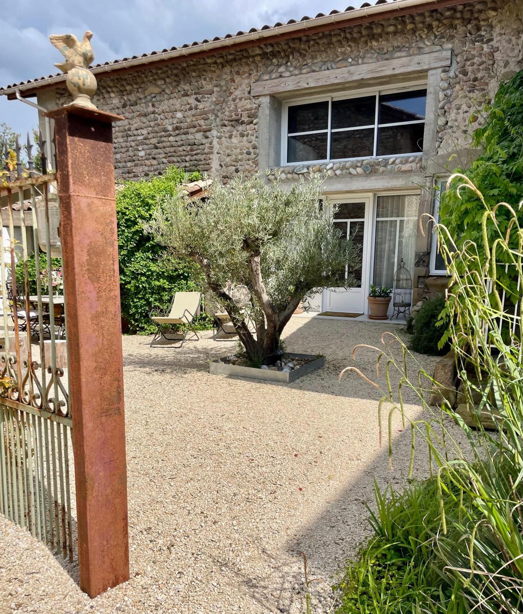 La Suite Dromoise 1809 Saint-Paul-lès-Romans エクステリア 写真